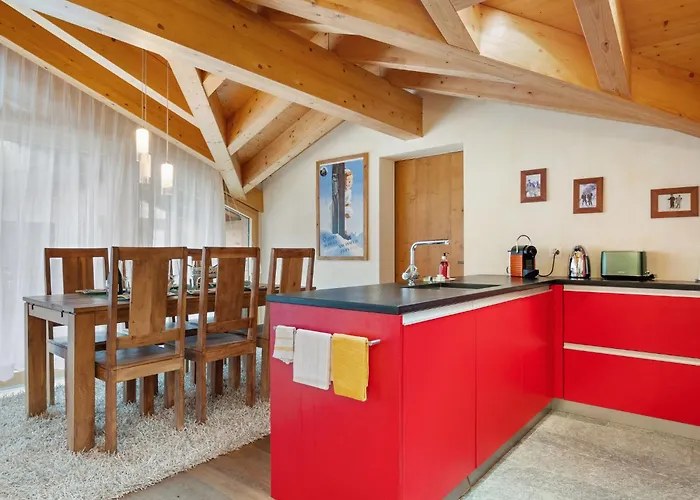 Ruetschi-7 By Interhome צרמט